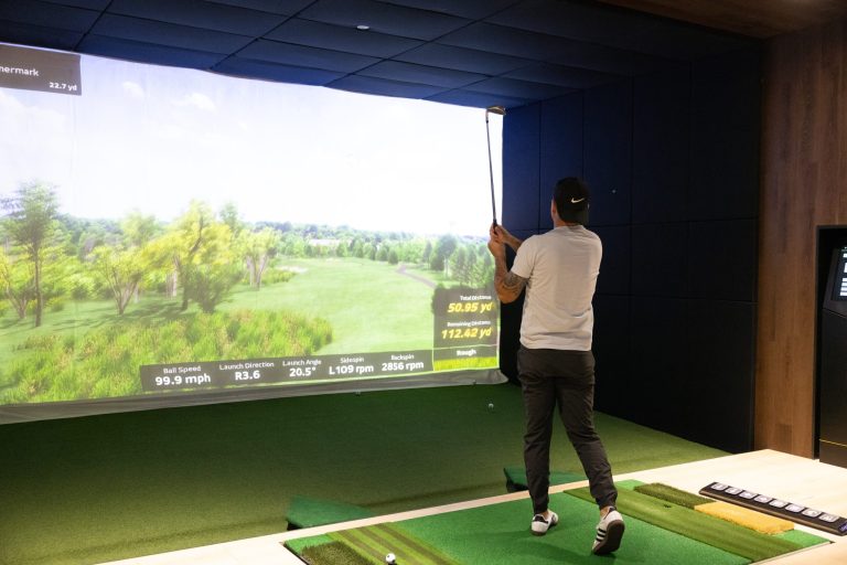 best golf courses to play on a simulator